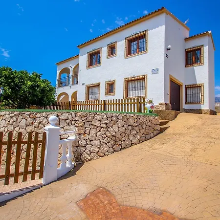 Juanjo - Lovely Detached In וילה