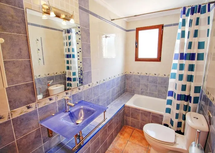 Juanjo - Lovely Detached In Villa *